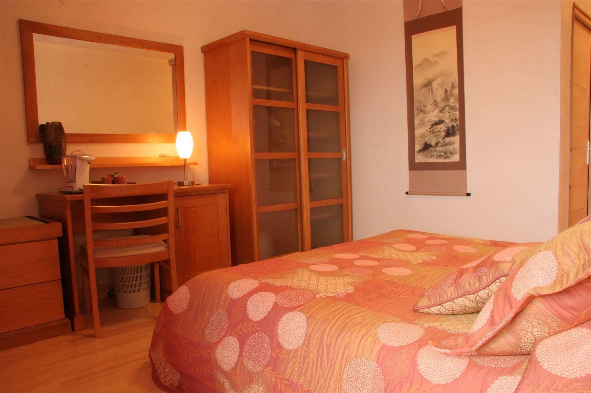 Chalet Matsuzaka - Chambres D'Hotes De Luxe 라로지에르 외부 사진